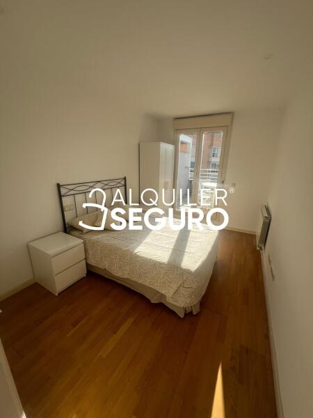 Inmueble en Calle Nanclares de Oca, MADRID