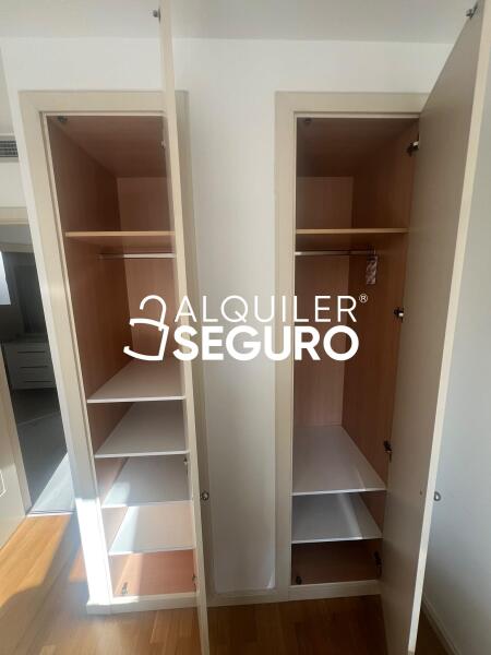 Inmueble en Calle Nanclares de Oca, MADRID