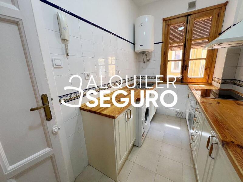Inmueble en Calle de Alejandro Saint Aubin, MADRID