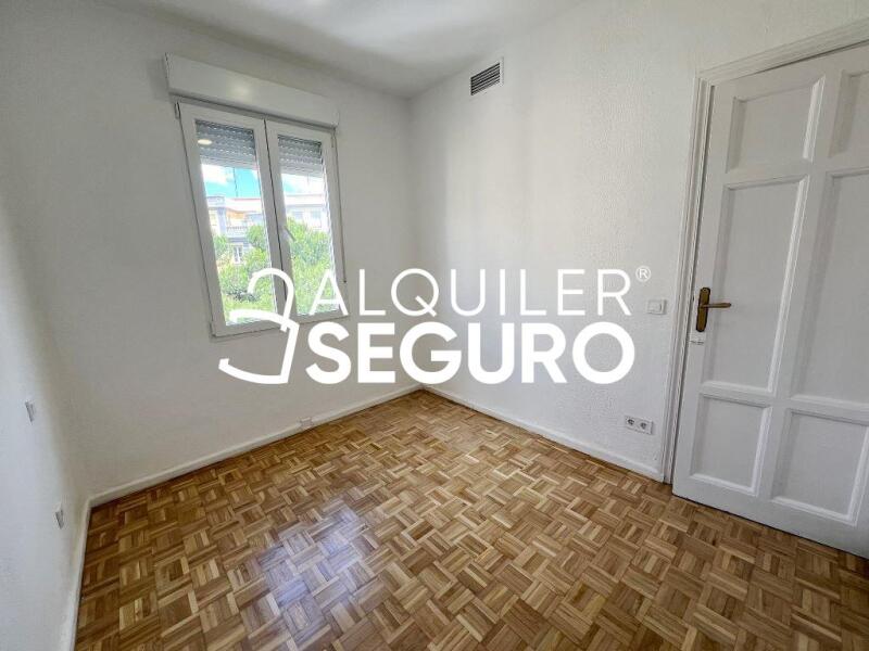 Inmueble en Calle de Alejandro Saint Aubin, MADRID