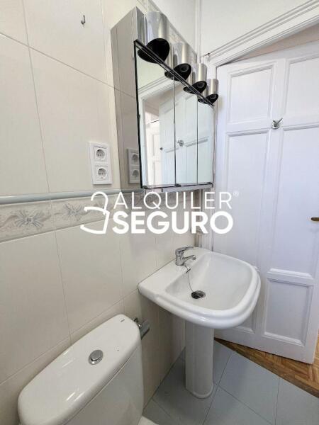 Inmueble en Calle de Alejandro Saint Aubin, MADRID