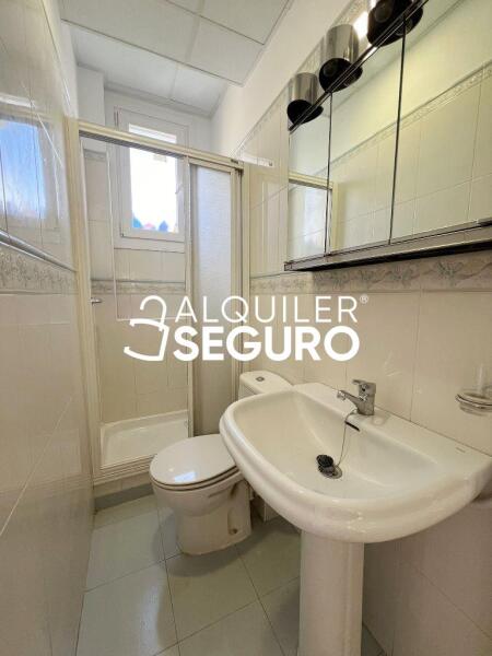 Inmueble en Calle de Alejandro Saint Aubin, MADRID