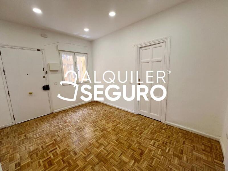 Inmueble en Calle de Alejandro Saint Aubin, MADRID