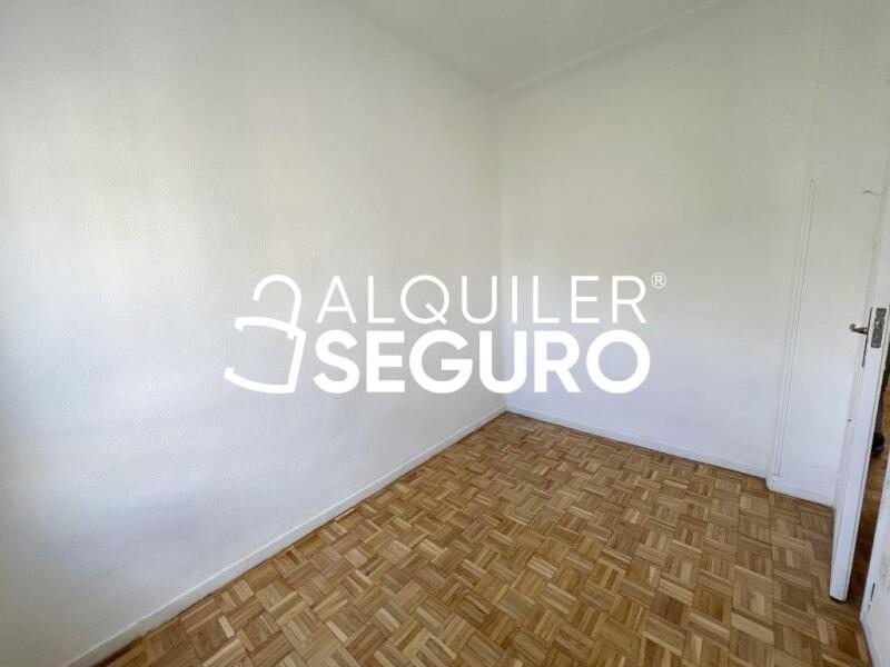 Inmueble en Calle de Alejandro Saint Aubin, MADRID