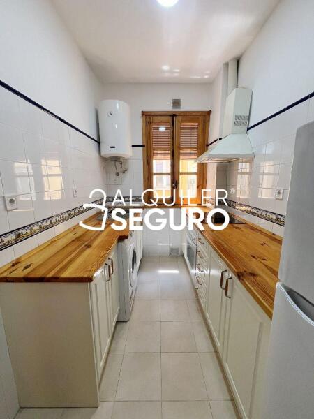 Inmueble en Calle de Alejandro Saint Aubin, MADRID