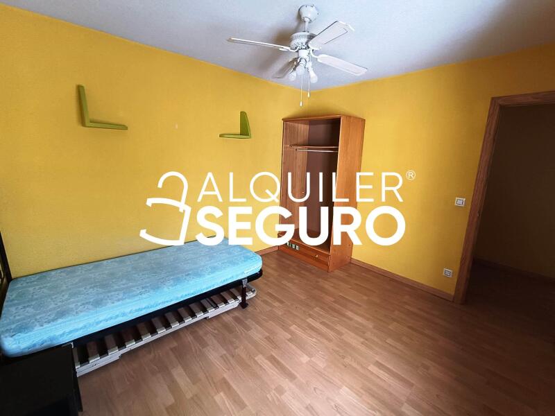 Inmueble en Calle San Vicente , MADRID