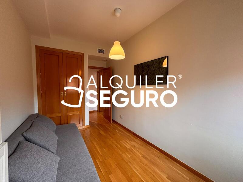 Inmueble en Calle de Bolívar, MADRID