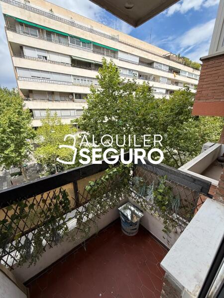 Inmueble en Calle Clara del rey , MADRID