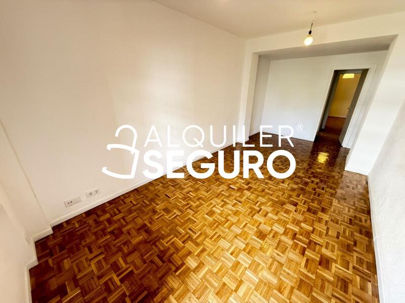 Inmueble en Calle Clara del rey , MADRID