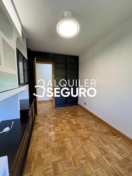 Piso en Plaza  de Valencia, RIVAS-VACIAMADRID MADRID