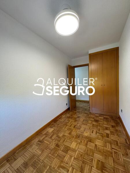 Piso en Plaza  de Valencia, RIVAS-VACIAMADRID MADRID
