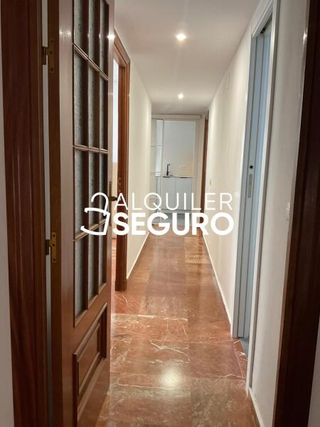 Inmueble en Calle Rafael Salas Gonzalez , SEVILLA