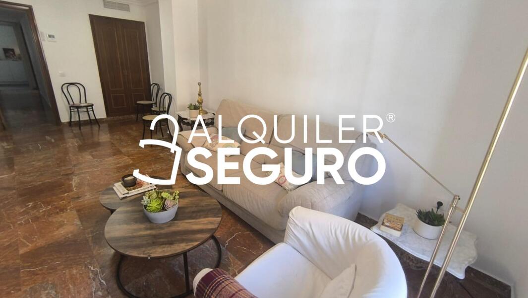 Inmueble en Calle Rafael Salas Gonzalez , SEVILLA