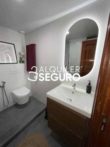 Inmueble en Calle Rafael Salas Gonzalez , SEVILLA