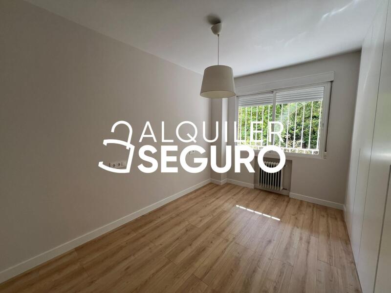 Inmueble en Calle del Jazmín, MADRID