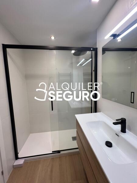 Inmueble en Calle del Jazmín, MADRID