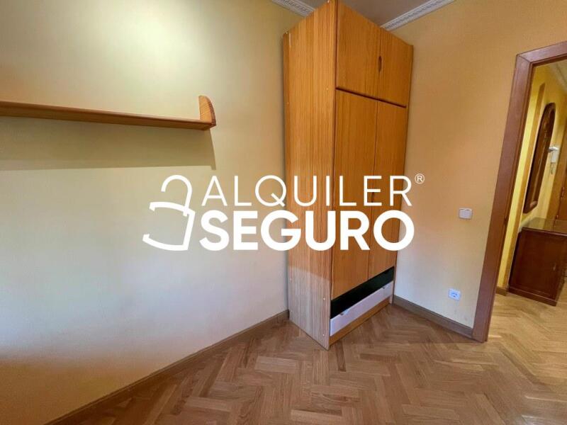 Inmueble en Calle Esteban Mora, MADRID