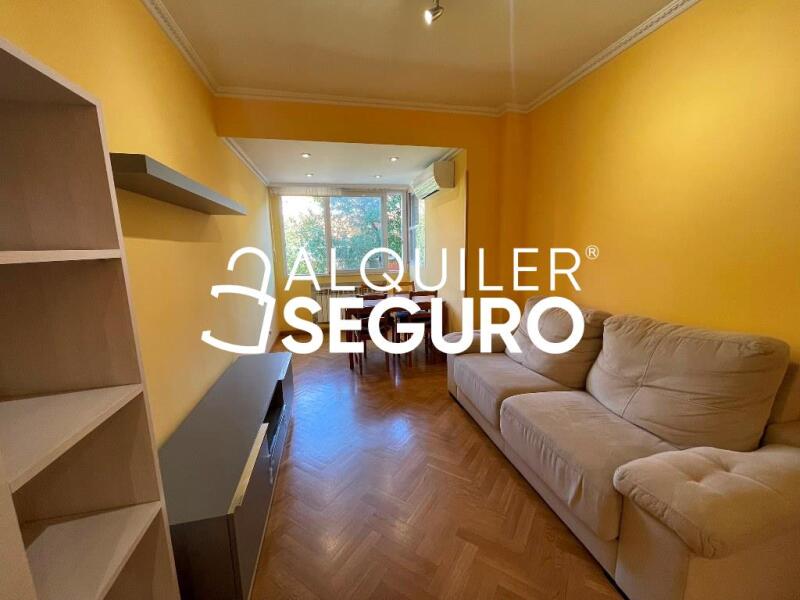 Inmueble en Calle Esteban Mora, MADRID