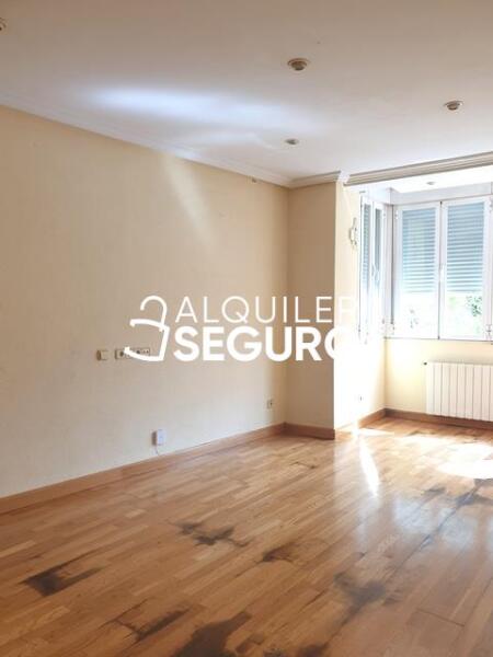 Inmueble en Plaza de las Cuestas, MADRID