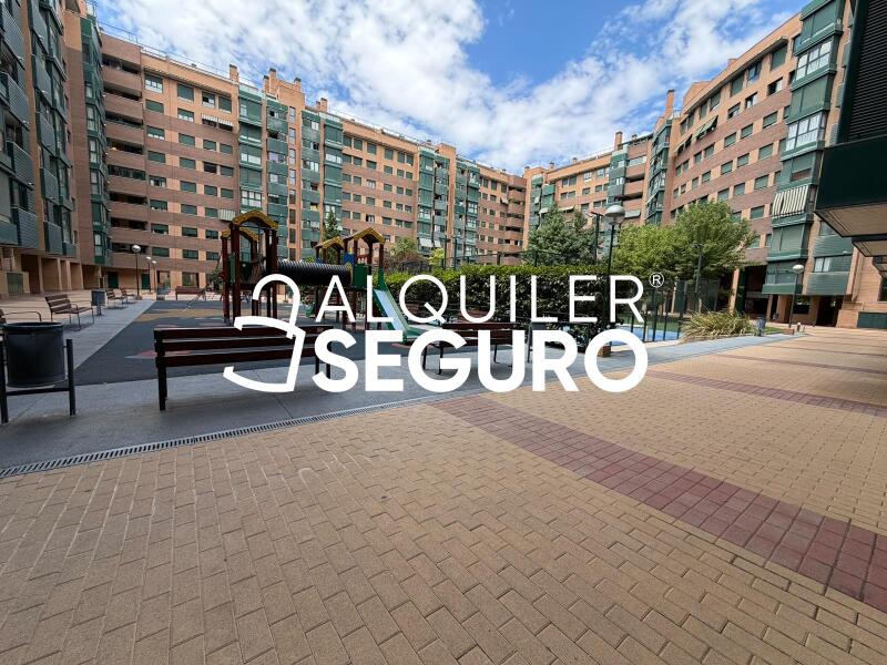 Inmueble en Avenida de la Albufera, MADRID
