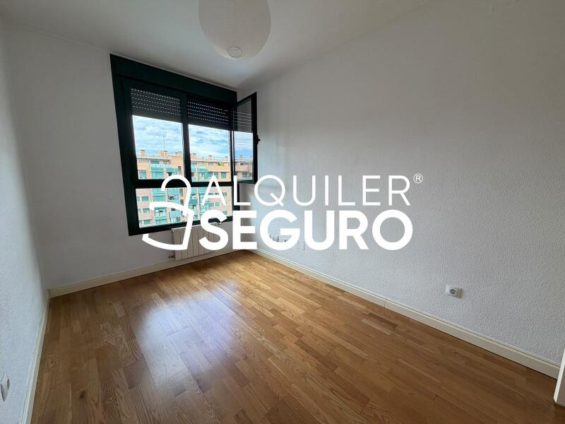 Inmueble en Avenida de la Albufera, MADRID