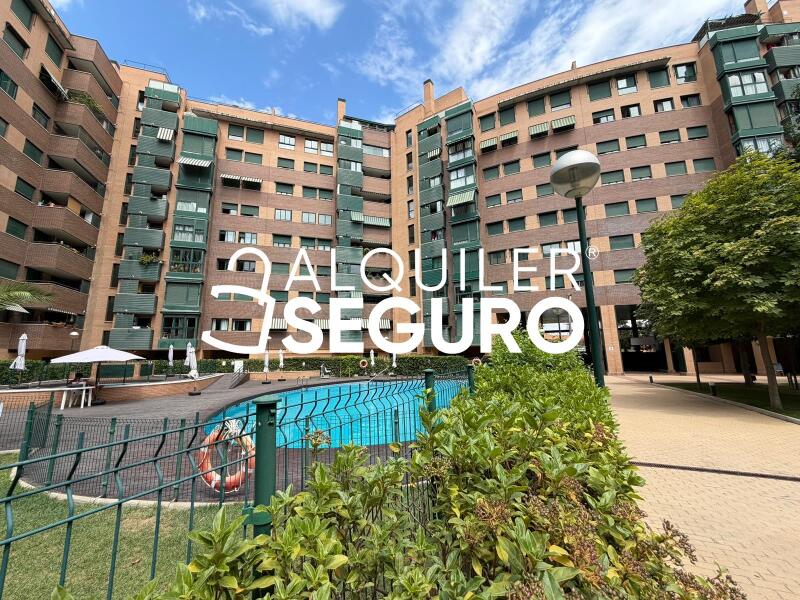 Inmueble en Avenida de la Albufera, MADRID