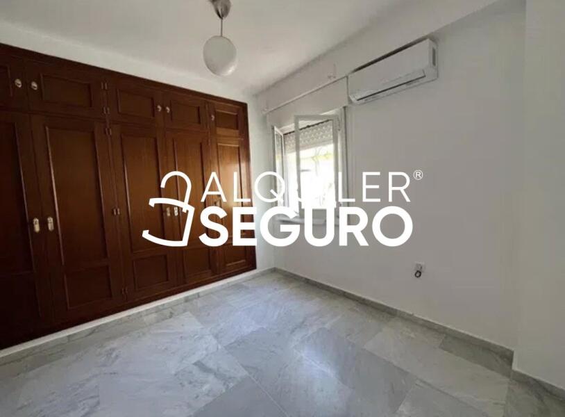 Inmueble en Calle Santa Angela de la cruz, SEVILLA