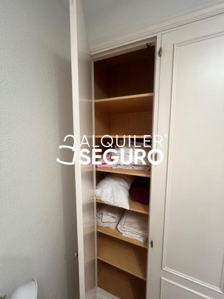 Inmueble en Calle Virgen del Val , MADRID