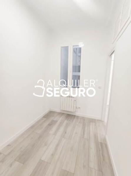 Inmueble en Calle Andrés Torrejón, MADRID