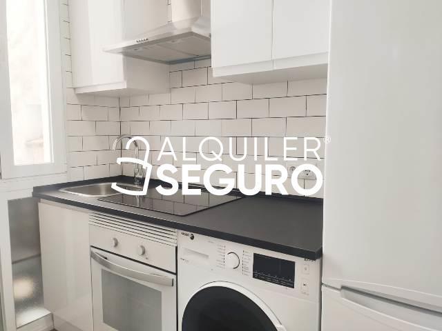 Inmueble en Calle Andrés Torrejón, MADRID