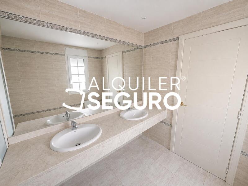 Inmueble en Calle Asterix, MADRID
