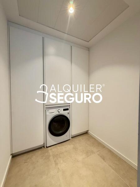 Piso en Avenida Luis García Cereceda , POZUELO DE ALARCÓN MADRID
