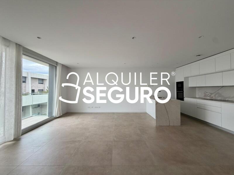 Piso en Avenida Luis García Cereceda , POZUELO DE ALARCÓN MADRID