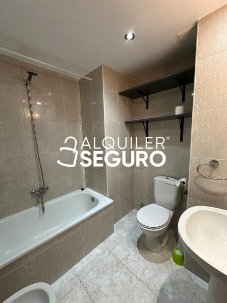 Inmueble en Calle Soria, MADRID