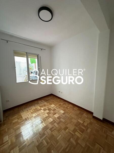 Inmueble en Calle Soria, MADRID
