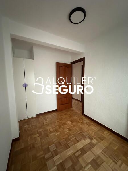 Inmueble en Calle Soria, MADRID