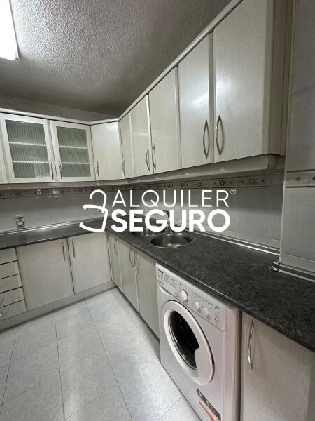 Inmueble en Calle Soria, MADRID