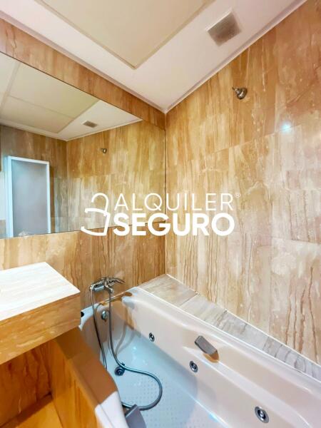 Inmueble en Calle del Noviciado , MADRID