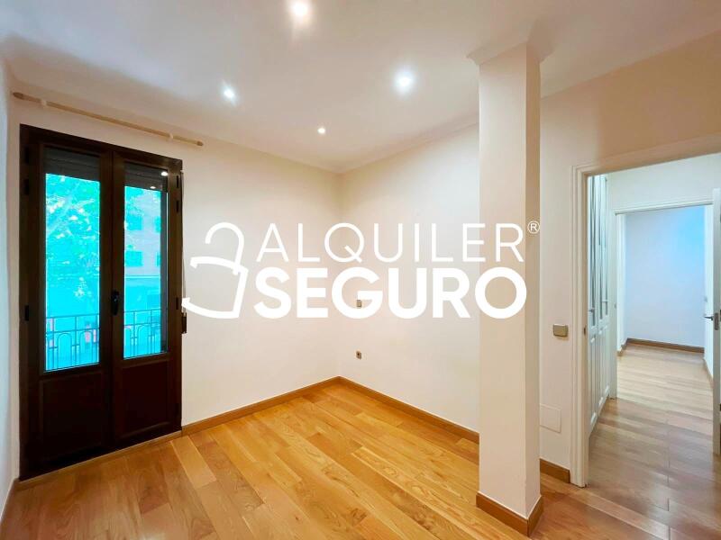 Inmueble en Calle de Río Rosas, MADRID