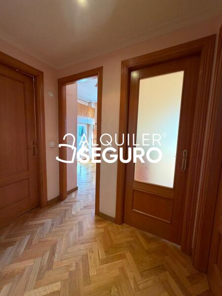 Inmueble en Calle Alameda del Valle, MADRID