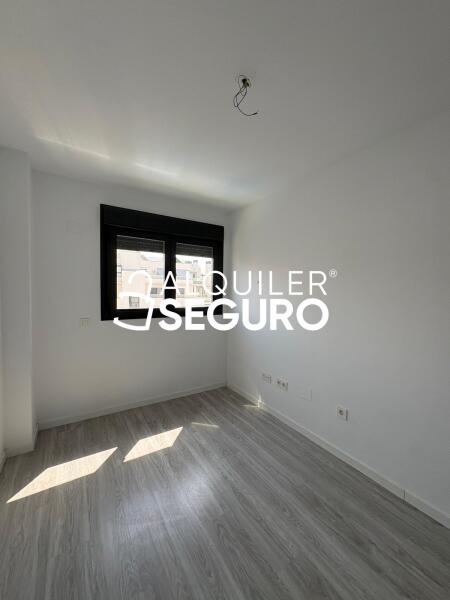 Inmueble en Avenida Ocho de Marzo, MADRID