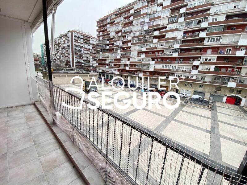 Inmueble en Calle Virgen de Lourdes, MADRID