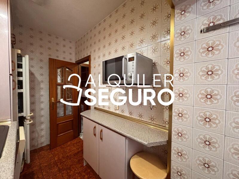 Inmueble en Calle Rincón de la Victoria , MADRID