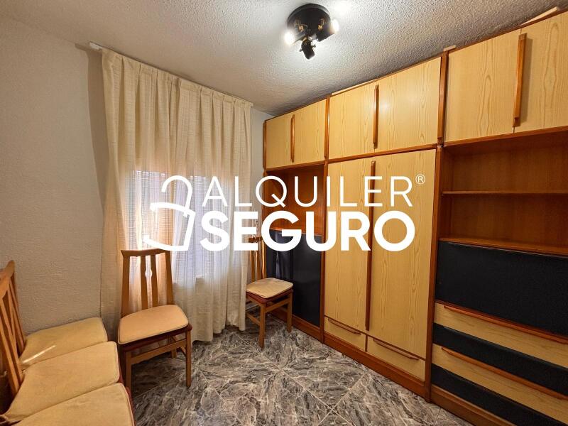 Inmueble en Calle Rincón de la Victoria , MADRID