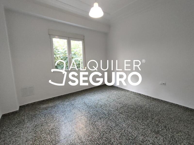 Inmueble en Calle Finestrat , VALENCIA