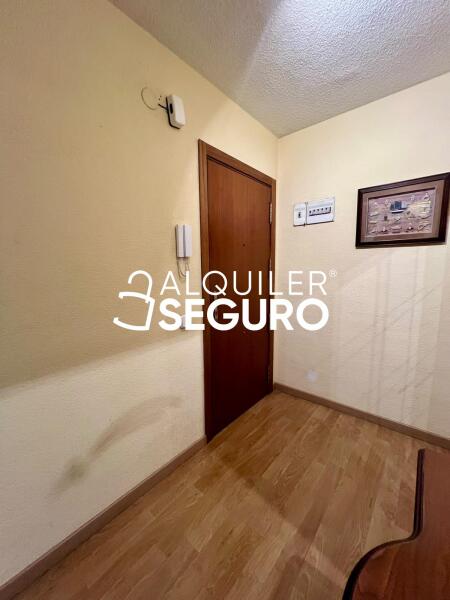 Inmueble en Calle de Santiago de Compostela, MADRID