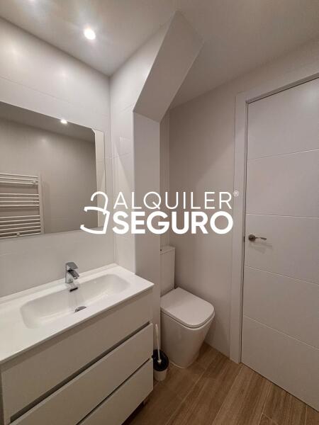 Inmueble en Calle de la Colonia Erillas, MADRID
