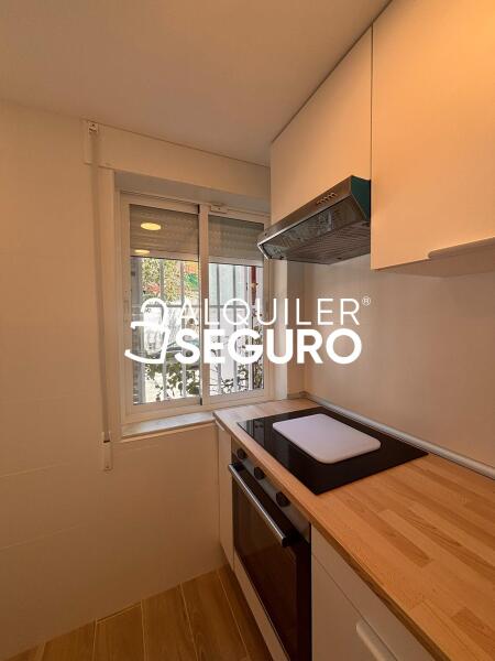 Inmueble en Calle de la Colonia Erillas, MADRID