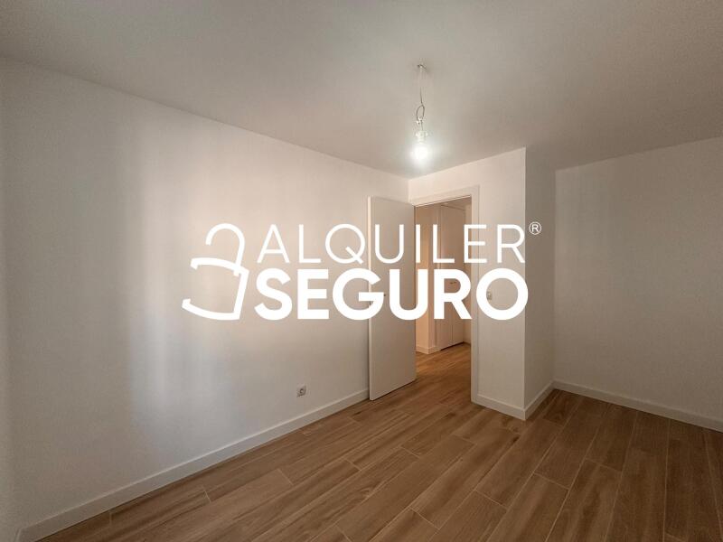 Inmueble en Calle de la Colonia Erillas, MADRID