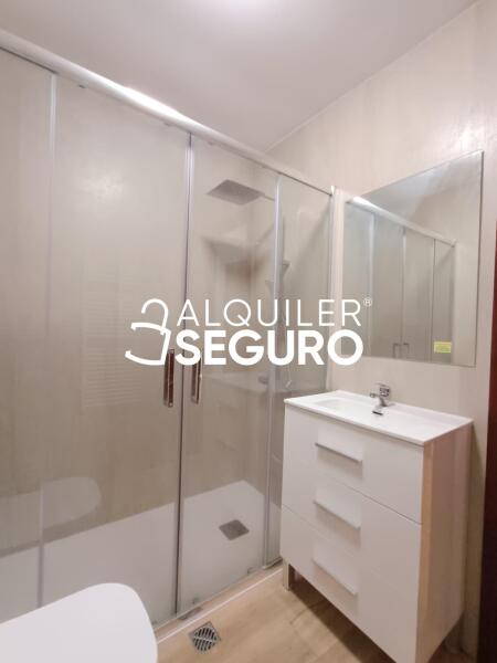 Inmueble en Calle de Santa Mónica, MADRID